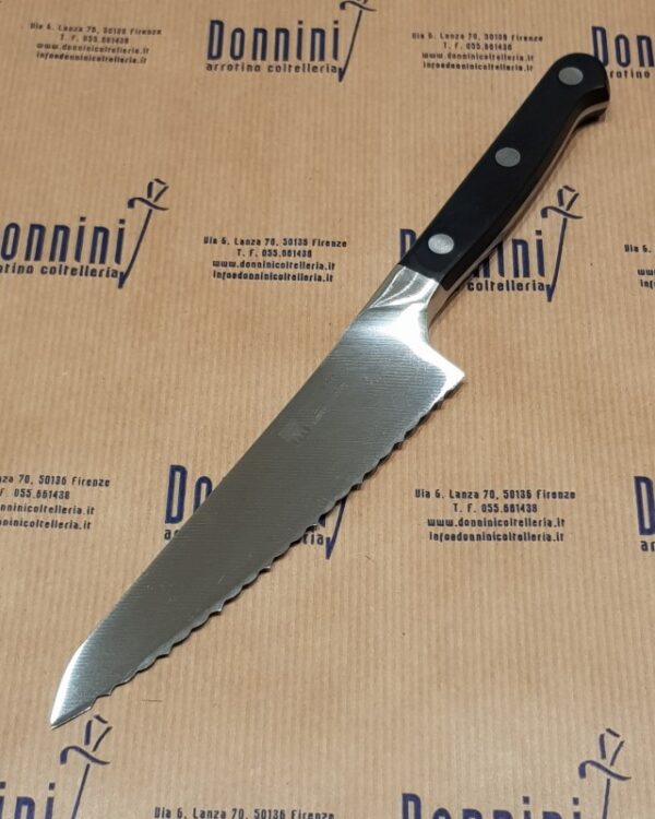 Zwilling J.A. Henckels serie Pro Utility dentato